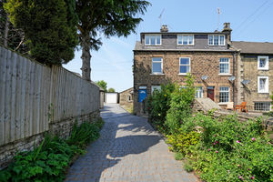 Main Road Ridgeway